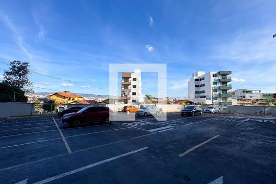 Fachada de apartamento para alugar com 2 quartos, 49m² em Eldorado, Contagem