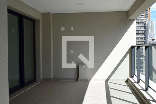 Varanda de apartamento para alugar com 3 quartos, 93m² em Sumaré, São Paulo