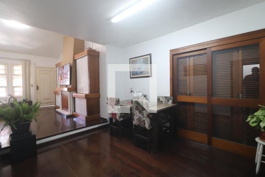 Sala de casa à venda com 3 quartos, 136m² em São Jorge, Novo Hamburgo