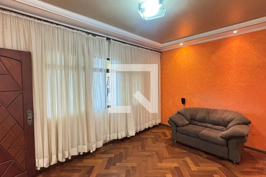 Sala de casa à venda com 2 quartos, 127m² em Vila Vitória, Santo André