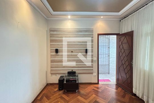 Sala de casa à venda com 2 quartos, 127m² em Vila Vitória, Santo André