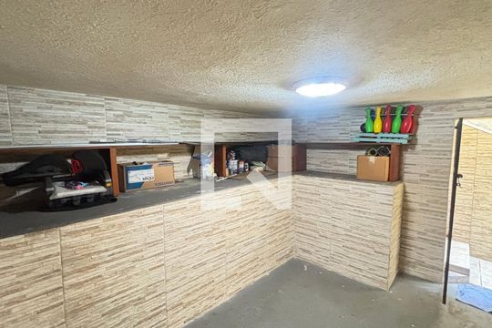 Porão de casa à venda com 2 quartos, 127m² em Vila Vitória, Santo André