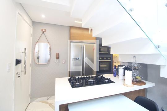 Cozinha de apartamento à venda com 3 quartos, 168m² em Vila Castelo, São Paulo