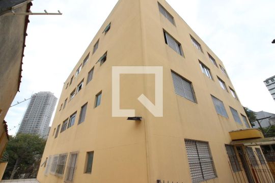 Área comum de apartamento para alugar com 2 quartos, 56m² em Vila Osasco, Osasco