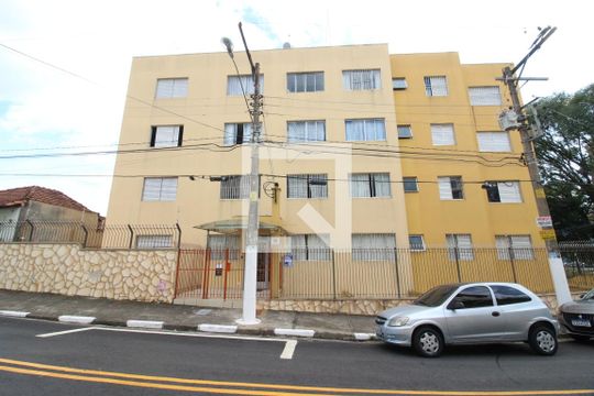 Fachada de apartamento para alugar com 2 quartos, 56m² em Vila Osasco, Osasco