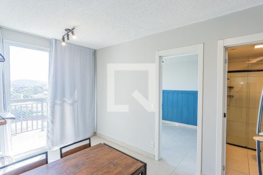 Sala de apartamento para alugar com 2 quartos, 39m² em Vila Pirituba, São Paulo