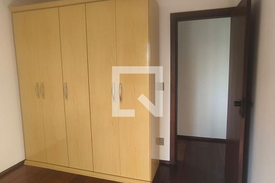 Quarto de apartamento para alugar com 1 quarto, 40m² em Cerâmica, São Caetano do Sul
