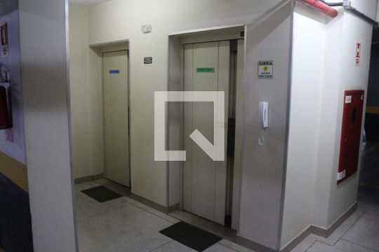 Garagem de apartamento para alugar com 1 quarto, 40m² em Cerâmica, São Caetano do Sul