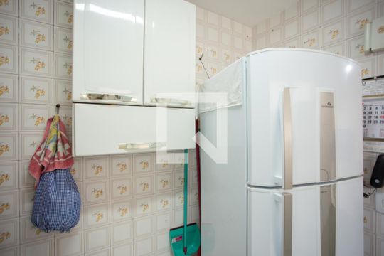 Cozinha de apartamento à venda com 2 quartos, 63m² em Vila Santa Maria, São Paulo