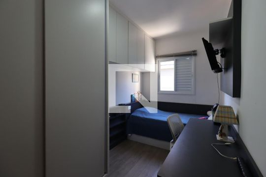 Quarto de apartamento à venda com 2 quartos, 122m² em Santa Maria, Santo André