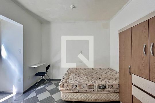 Sala/Quarto de apartamento para alugar com 1 quarto, 14m² em Cidade Universitária, Campinas