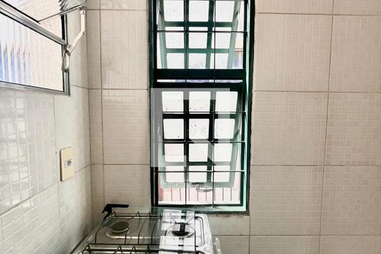Cozinha de apartamento para alugar com 1 quarto, 14m² em Cidade Universitária, Campinas
