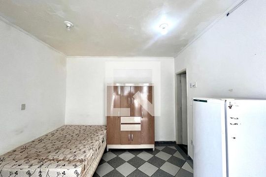 Sala/Quarto de apartamento para alugar com 1 quarto, 14m² em Cidade Universitária, Campinas
