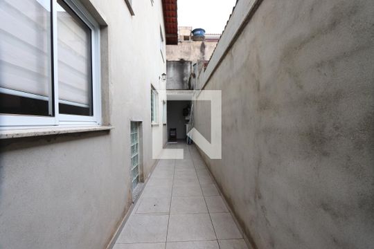 Corredor Lateral de casa à venda com 3 quartos, 170m² em Jardim Vila Formosa, São Paulo