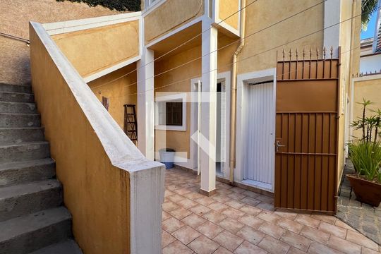 Quintal de casa à venda com 3 quartos, 300m² em Jardim Europa, São Paulo