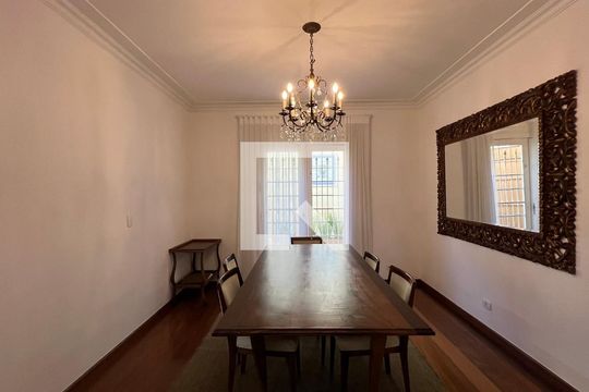 Sala de Jantar de casa à venda com 3 quartos, 300m² em Jardim Europa, São Paulo