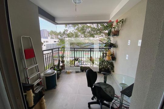 Sacada de apartamento à venda com 2 quartos, 66m² em Santo Amaro, São Paulo