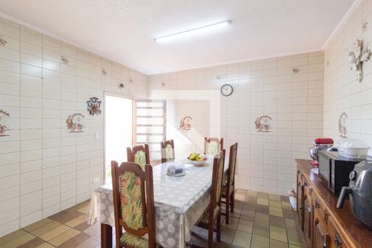 Cozinha de casa para alugar com 3 quartos, 500m² em Km 18, Osasco