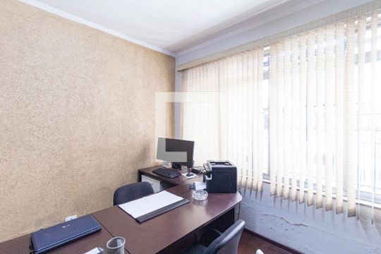 Escritório de casa para alugar com 3 quartos, 500m² em Km 18, Osasco