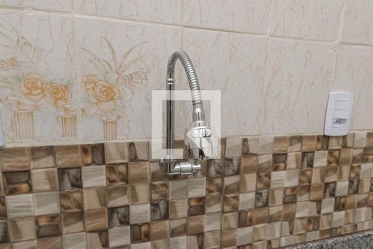 Cozinha - Torneira de casa para alugar com 2 quartos, 120m² em Irajá, Rio de Janeiro