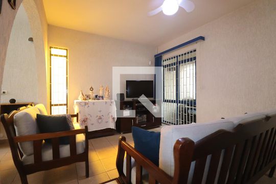 Sala de casa à venda com 3 quartos, 140m² em Vila Valparaíso, Santo André
