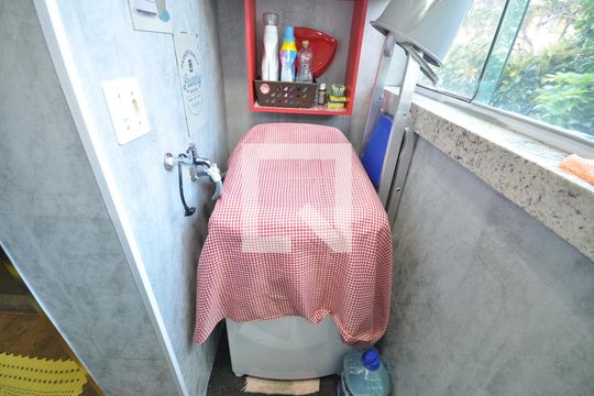 Área de Serviço de apartamento para alugar com 2 quartos, 55m² em Vila Ede, São Paulo