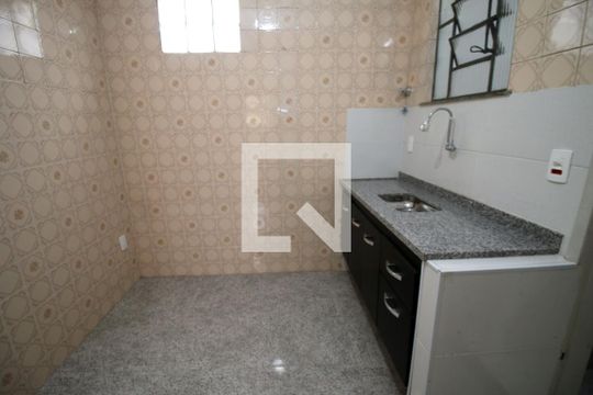 Cozinha de casa à venda com 2 quartos, 120m² em Irajá, Rio de Janeiro