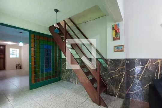 Sala de casa à venda com 3 quartos, 355m² em Sarandi, Porto Alegre