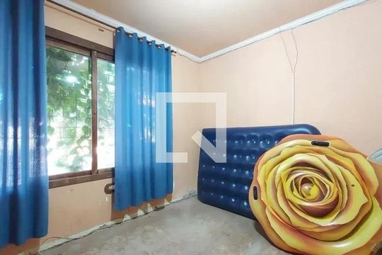 Quarto 3 de casa à venda com 3 quartos, 355m² em Sarandi, Porto Alegre