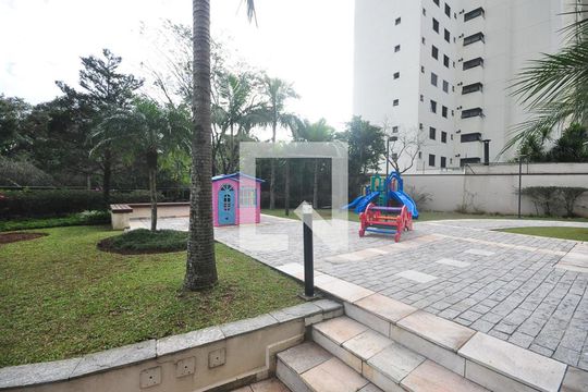 Playground de apartamento para alugar com 4 quartos, 114m² em Vila Suzana, São Paulo