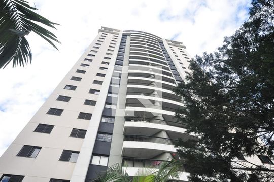 Fachada de apartamento para alugar com 4 quartos, 114m² em Vila Suzana, São Paulo