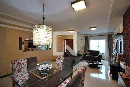 Sala de casa à venda com 4 quartos, 298m² em Santa Terezinha, São Bernardo do Campo
