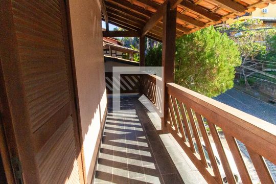 Sacada Suíte 1 de casa de condomínio à venda com 4 quartos, 367m² em Matapaca, Niterói