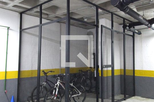 Área Comum - Bicicletário de kitnet/studio para alugar com 1 quarto, 39m² em Indianópolis, São Paulo