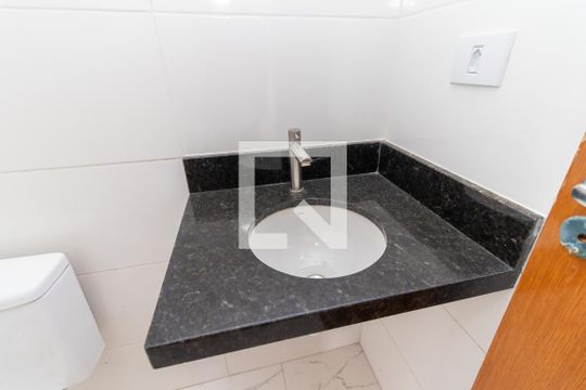 Banheiro de apartamento à venda com 1 quarto, 31m² em Vila Brasil, São Paulo