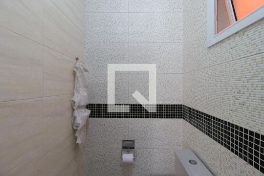 Lavabo de casa à venda com 3 quartos, 187m² em Santa Maria, Santo André