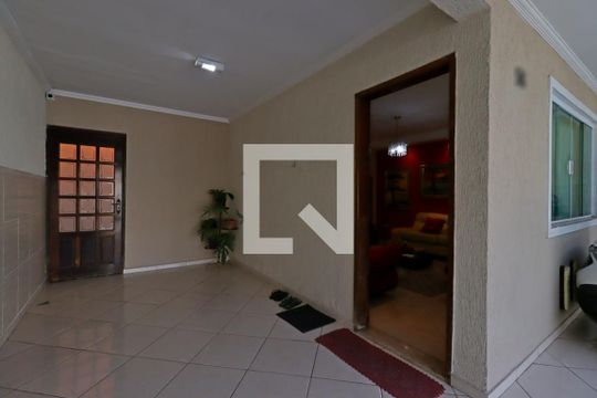 Garagem de casa à venda com 3 quartos, 187m² em Santa Maria, Santo André
