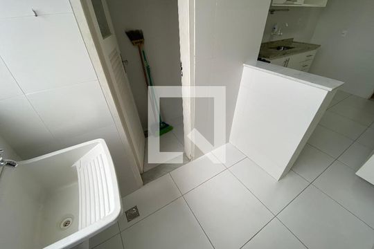 Area de Serviço de apartamento para alugar com 2 quartos, 70m² em Pechincha, Rio de Janeiro