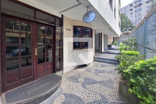 Fachada de apartamento à venda com 2 quartos, 80m² em Fonseca, Niterói