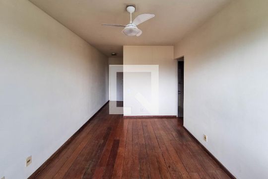 Sala de apartamento à venda com 2 quartos, 80m² em Fonseca, Niterói