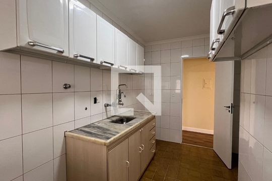 Cozinha de apartamento para alugar com 2 quartos, 62m² em Jardim Paulista, São Paulo
