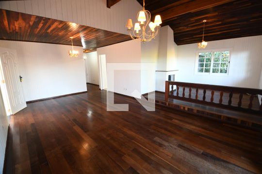 Sala de casa de condomínio à venda com 3 quartos, 300m² em Jardim Botânico (sousas), Campinas