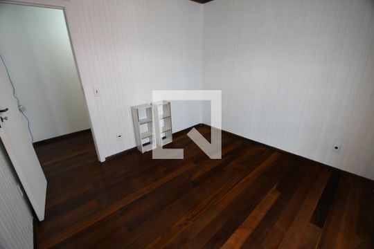 Quarto 1 de casa de condomínio à venda com 3 quartos, 300m² em Jardim Botânico (sousas), Campinas