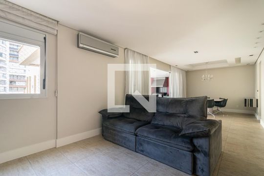 Apartamento para alugar com 2 quartos, 168m² em Vila Nova Conceição, São Paulo