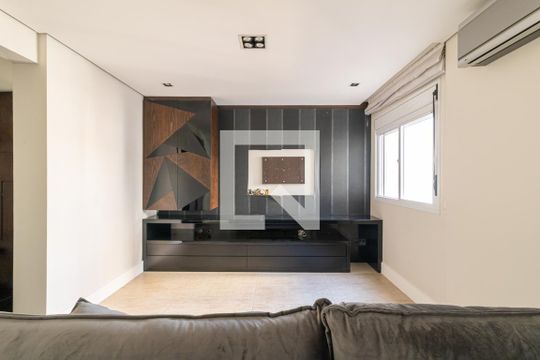 Sala de apartamento à venda com 2 quartos, 168m² em Vila Nova Conceição, São Paulo