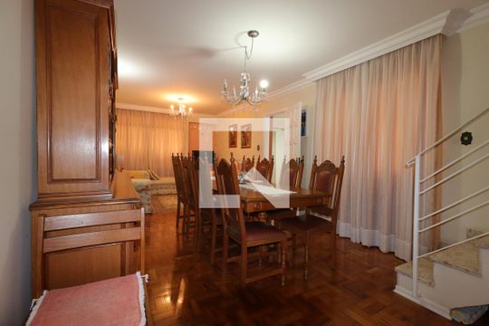 Sala de Jantar de casa para alugar com 3 quartos, 207m² em Jardim Monte Libano, Santo André