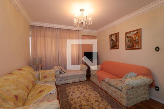Sala de TV de casa para alugar com 3 quartos, 207m² em Jardim Monte Libano, Santo André