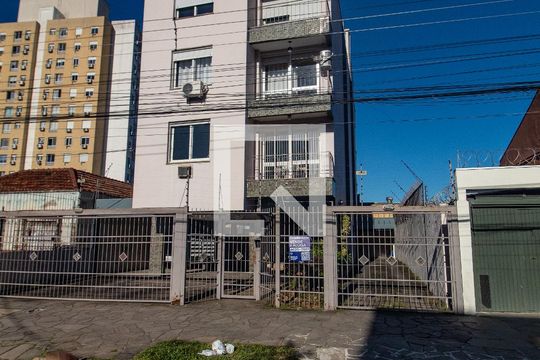 Fachada de apartamento para alugar com 2 quartos, 126m² em Santana, Porto Alegre