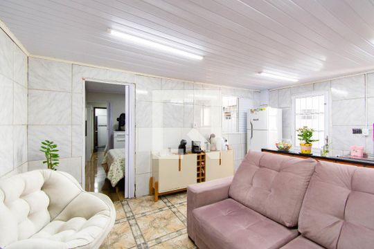 Casa à venda com 2 quartos, 80m² em Harmonia, Canoas
