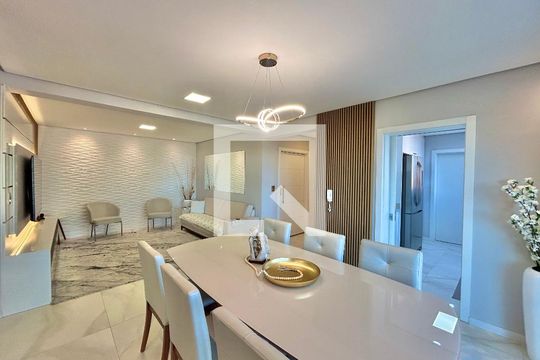 Sala de apartamento à venda com 3 quartos, 139m² em Morro do Espelho, São Leopoldo